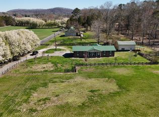 7925 Majors Rd, Corryton, TN 37721