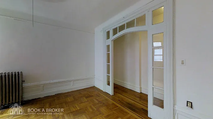 Rented by Book A Broker | media 7