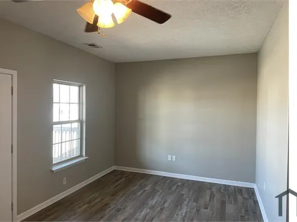 4618 W Market St Unit 203, Louisville, KY 40212