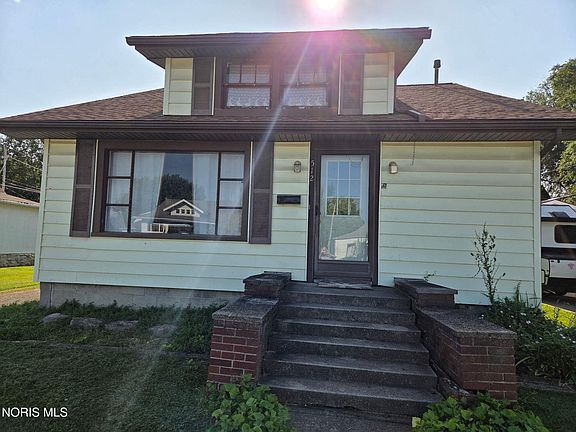 2nd image of 512 Harrison St