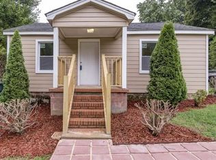 6223 Pine St, Charlotte, NC 28208