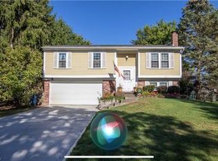 8796 Usher Rd, Olmsted Township, OH 44138