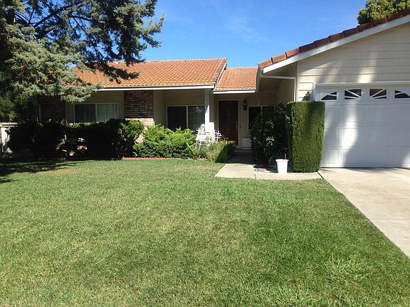 2nd image of 943 Edenbury Ln