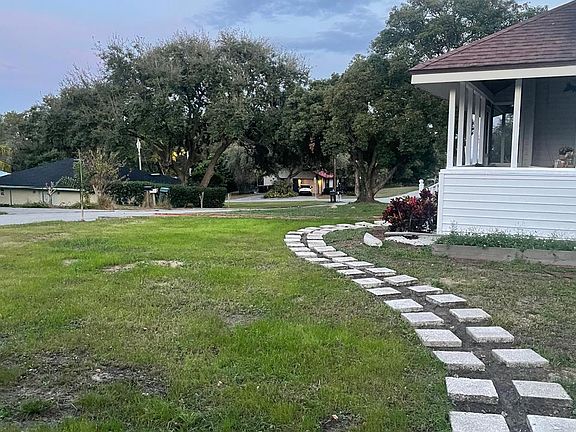 2nd image of 34 Pine Rd
