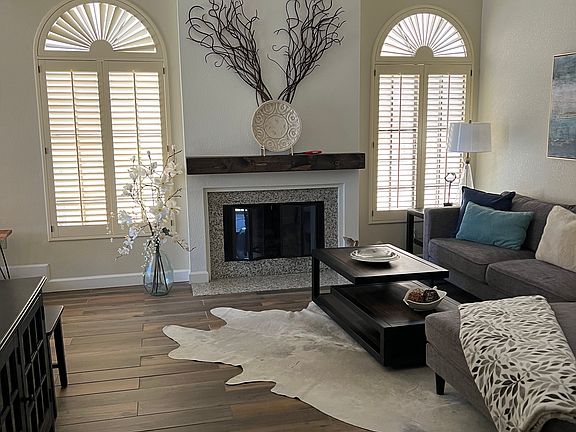 4th image of 8824 Sail Bay Dr