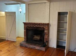 66 Lee St APT 1, Marblehead, MA 01945