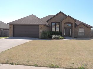 214 Cherokee St, Lowell, AR 72745