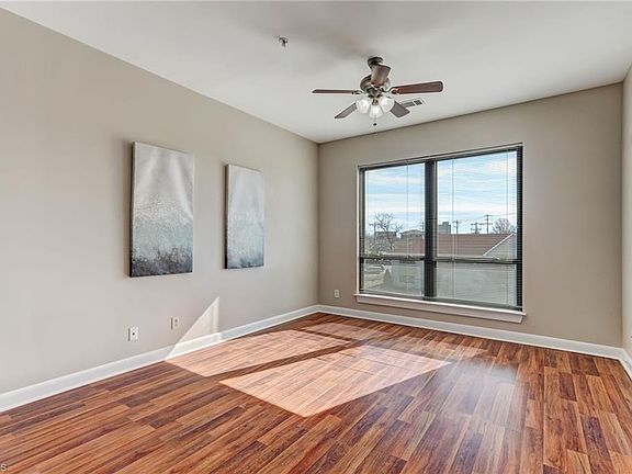 5th image of 411 W Washington St Ste 309