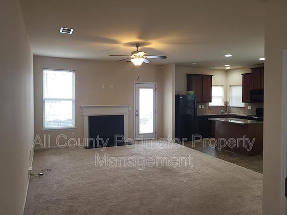 2nd image of 5867 San Gabriel Ln