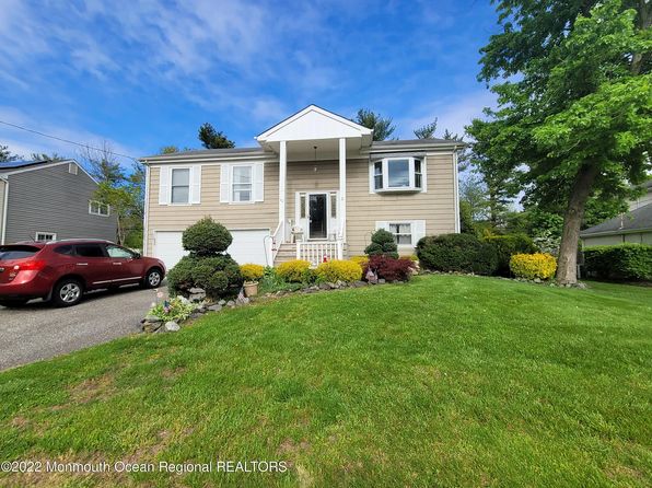 40 Fox Dr