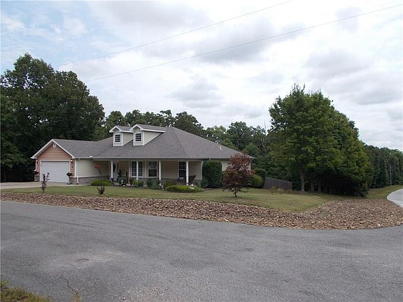 4th image of 2 Tarbolten Ln