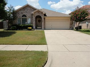 3023 Brookwood Ct, Grand Prairie, TX 75052