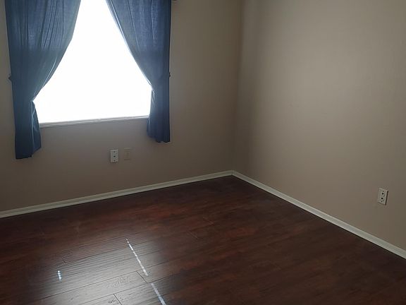 2nd image of 2652 Wildwood Ln