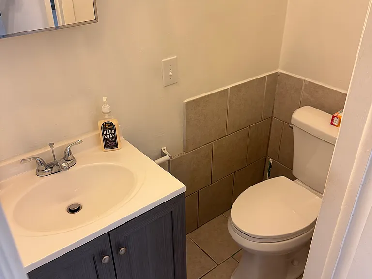 107 Avery St #1 — Photo 11