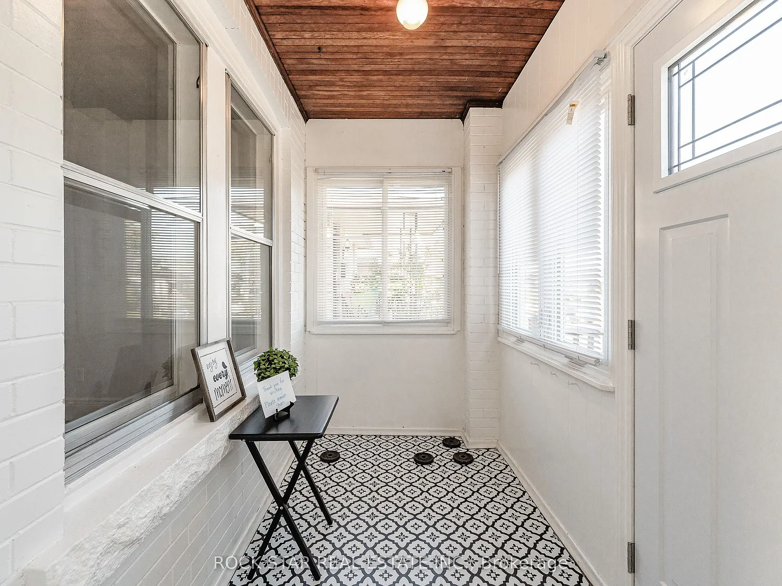 3 bed, $2,500 — Photo 3