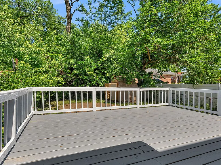 3912 Mortimer Ave — Photo 28