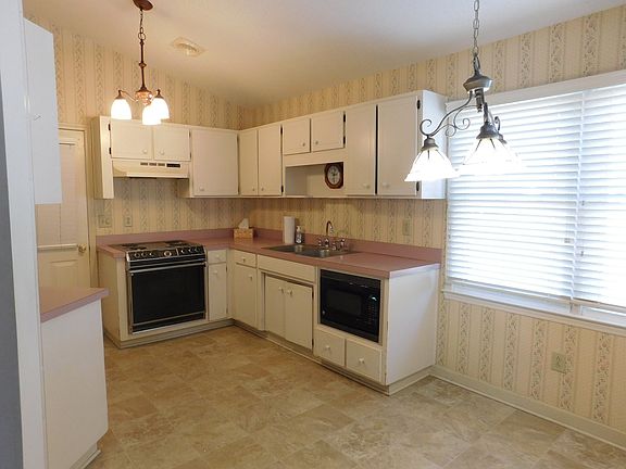 5th image of 2801 Currituck Ct