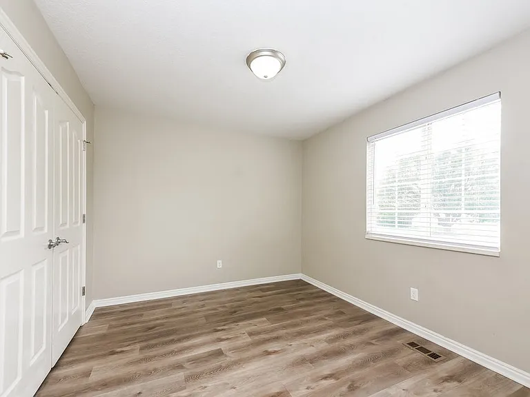 1116 N Mustang Ln — Photo 11