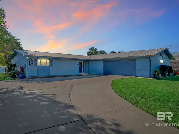 9058 Bay View Dr, Lillian, AL 36549