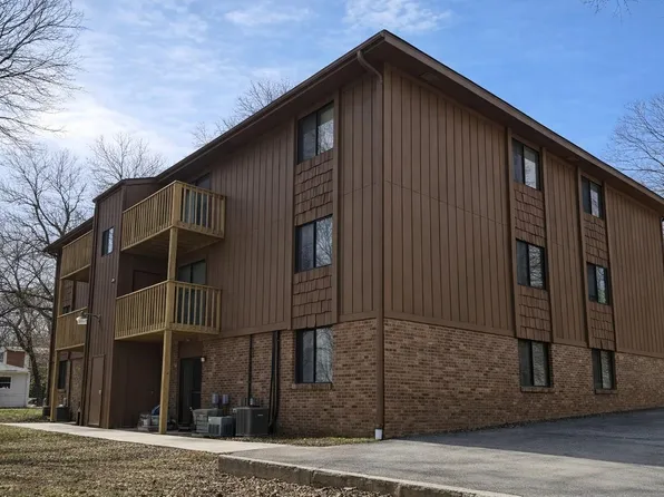 8620 N 31st St APT 4, Omaha, NE 68112