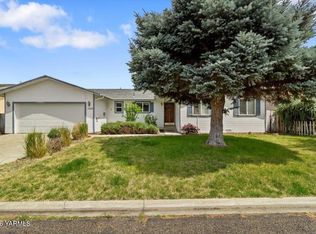 1709 Fremont Dr, Yakima, WA 98908