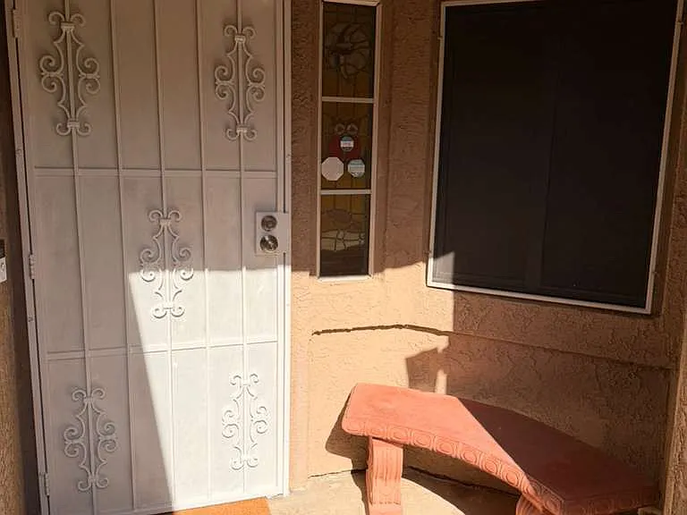 950 Countryside St — Photo 3