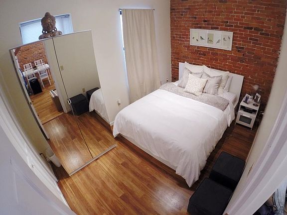 Bedroom 1 (same size)