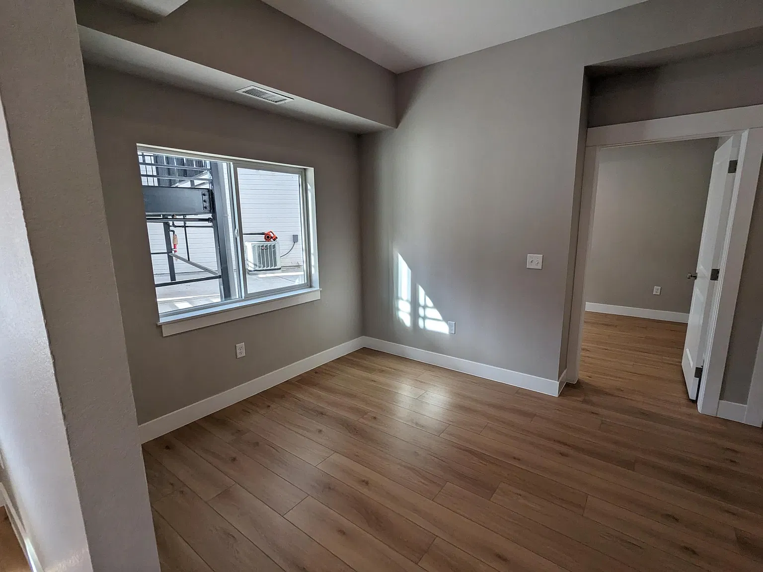 1800 Colorado Blvd — Photo 2