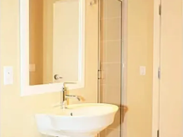 1900 SW River Dr #108 — Photo 14