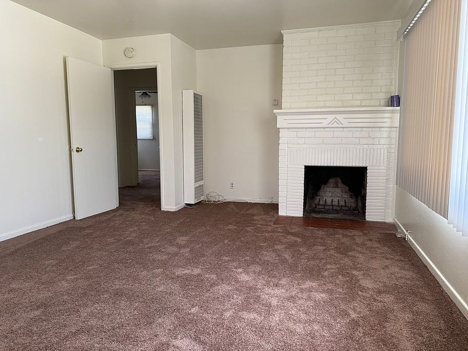 2nd image of 4130 Saint George Pl
