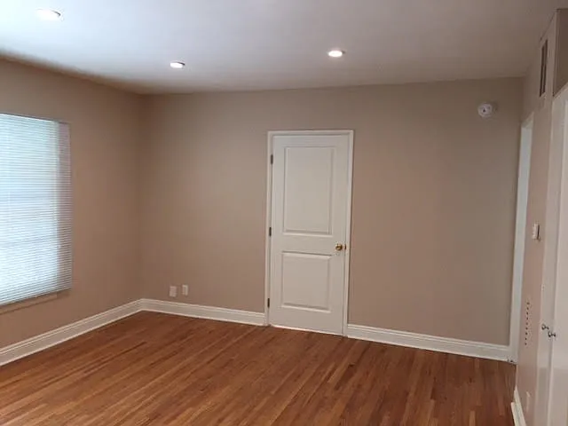 2 bed, $3,950 — Photo 3