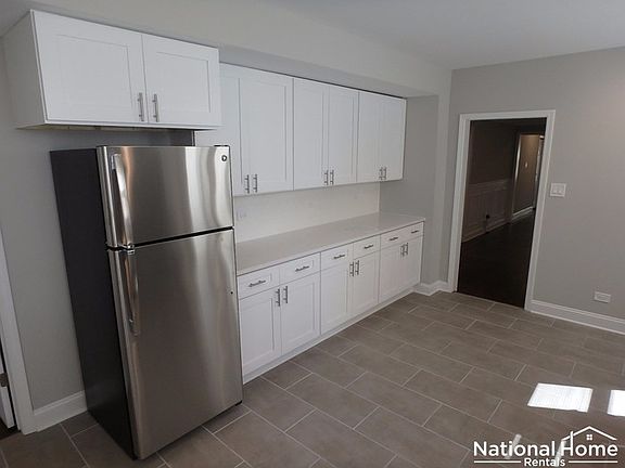 5th image of 6048 N Fairfield Ave #1