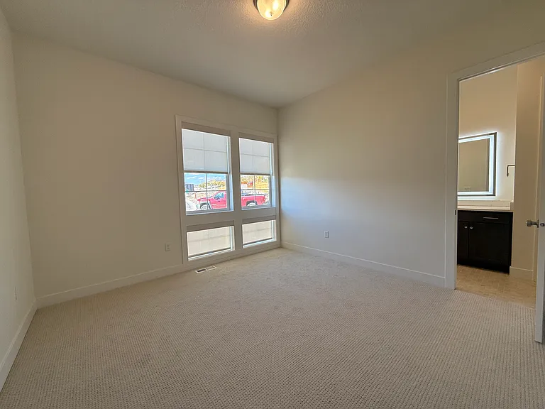 2182 N Beargrass Way — Photo 23