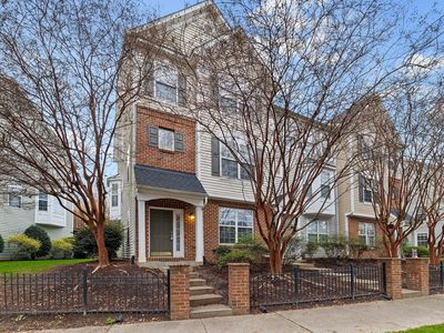 215 Dixon Ave, Cary, NC, 27513