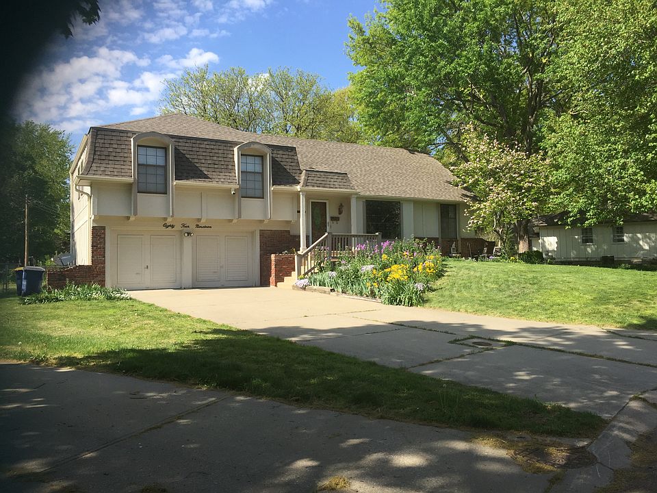 6 car Driveway 
