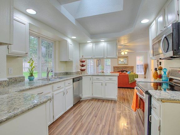 5th image of 5222 246th Street Ct E