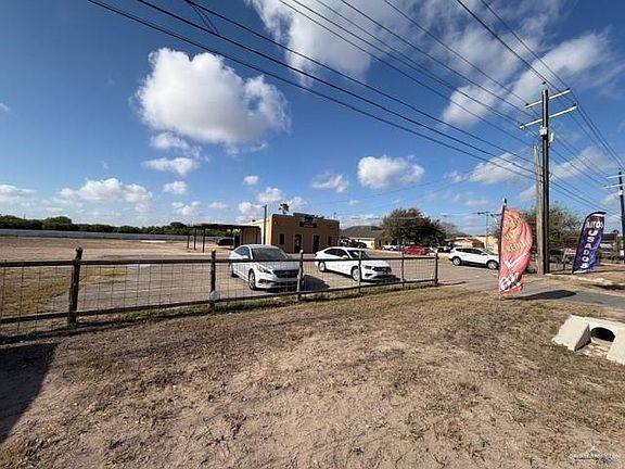 2nd image of 3501 W Mile 7 Rd