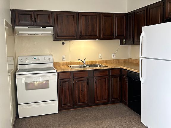 2nd image of 1130 E Ash St #A