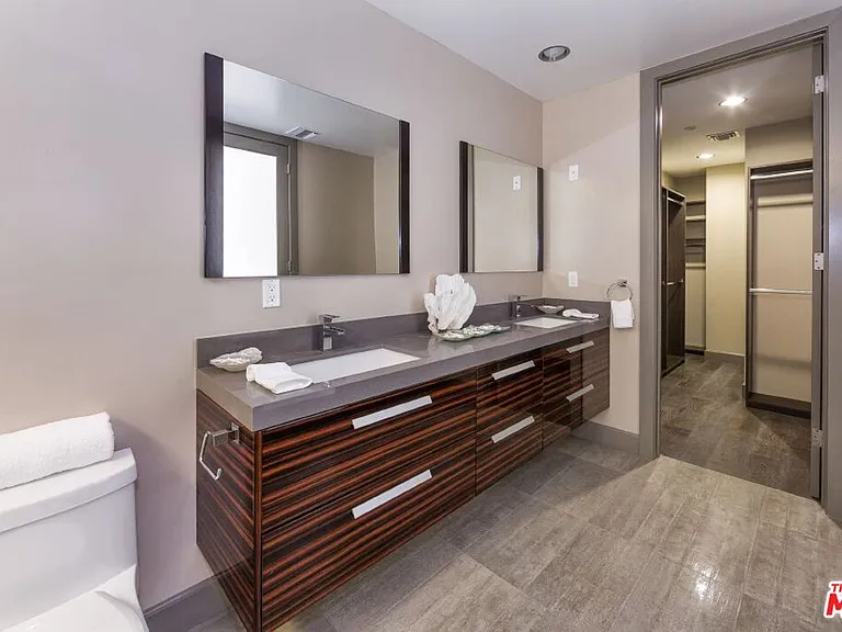 1217 Horn Ave #101 — Photo 15