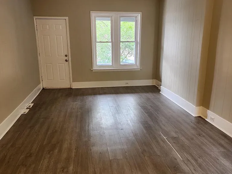 123 Ward Ave — Photo 12