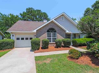 208 Hackamore Ln, Warner Robins, GA 31088