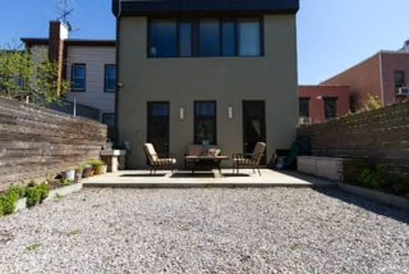 Rented by Steffan Olausson Partridge, LREB | media 14