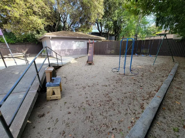 641 Coleman Ave, Menlo Park, CA 94025