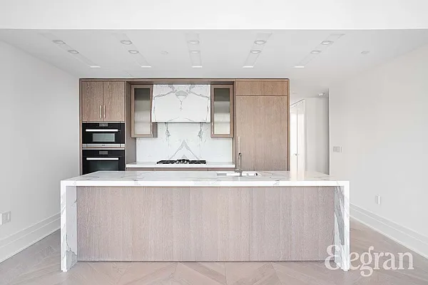 Rented by (Legacy) Elegran | media 20