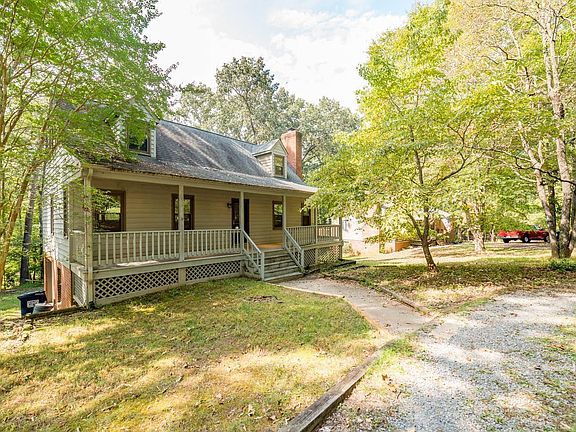 4th image of 403 Lake Vista Dr