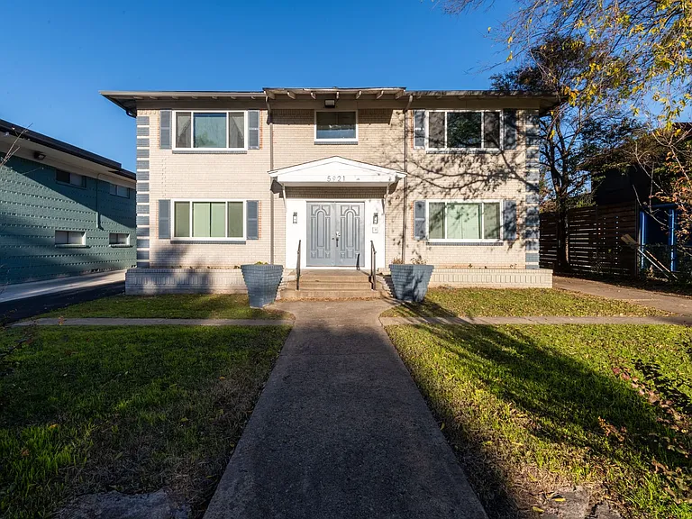 5921 Gaston Ave — Photo 18