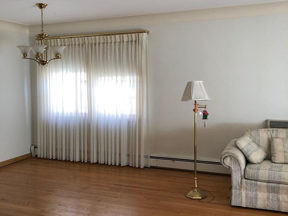 1st image of 5758 W Gunnison St #1