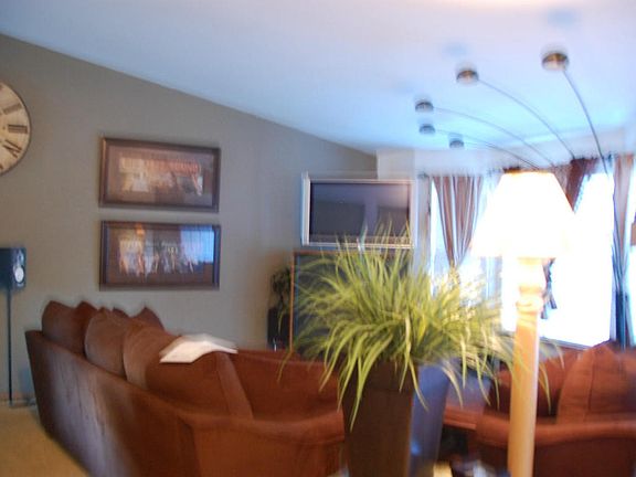 4th image of 4135 N Couples Dr