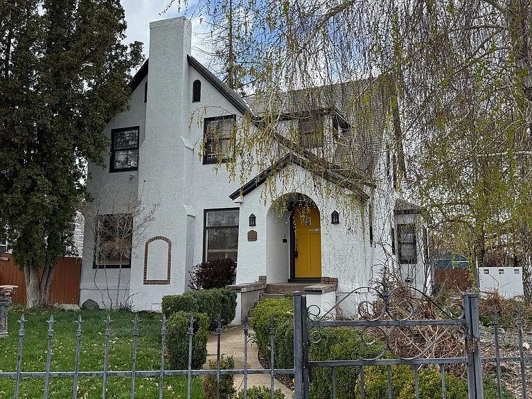 800 Yakima St — Photo 1