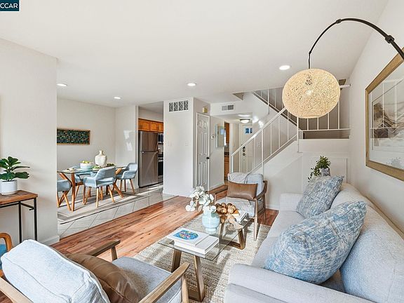 3rd image of 1195 Kenwal Rd APT B